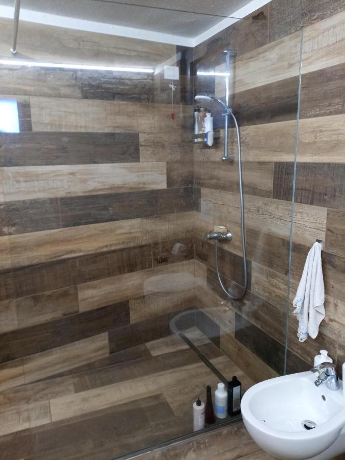 Casa Vacanze Ca'Del Miro Montemezzo Bugiallo Luaran gambar